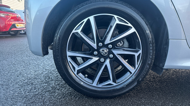 Toyota Yaris 1.5 Hybrid Design 5dr CVT Hybrid Hatchback